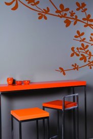Ściana, zestawienie kolorystyczne: szary i pomarańczowy